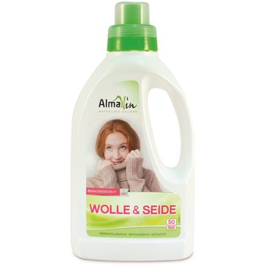 PŁYN DO PRANIA WEŁNIANYCH I JEDWABNYCH UBRAŃ (KONCENTRAT) ECO 750ml (50 PRAŃ) 